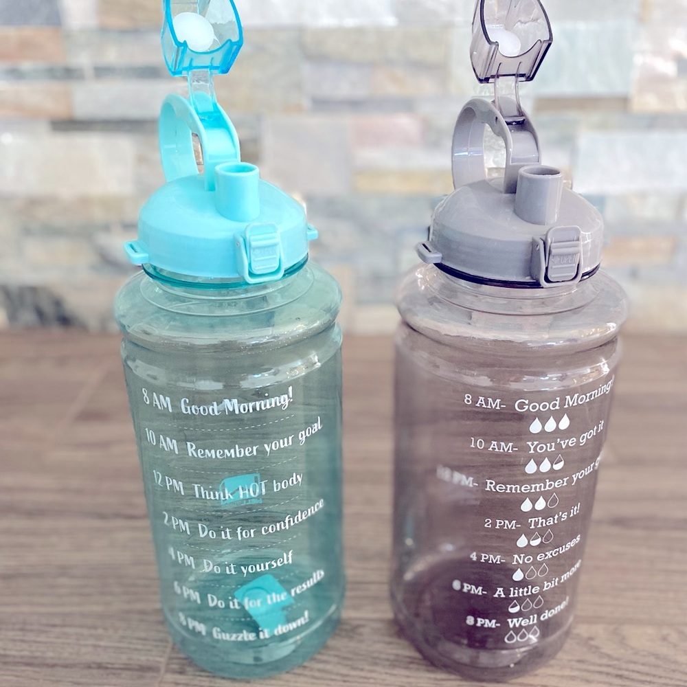 2 water Jugs (2Lt each)